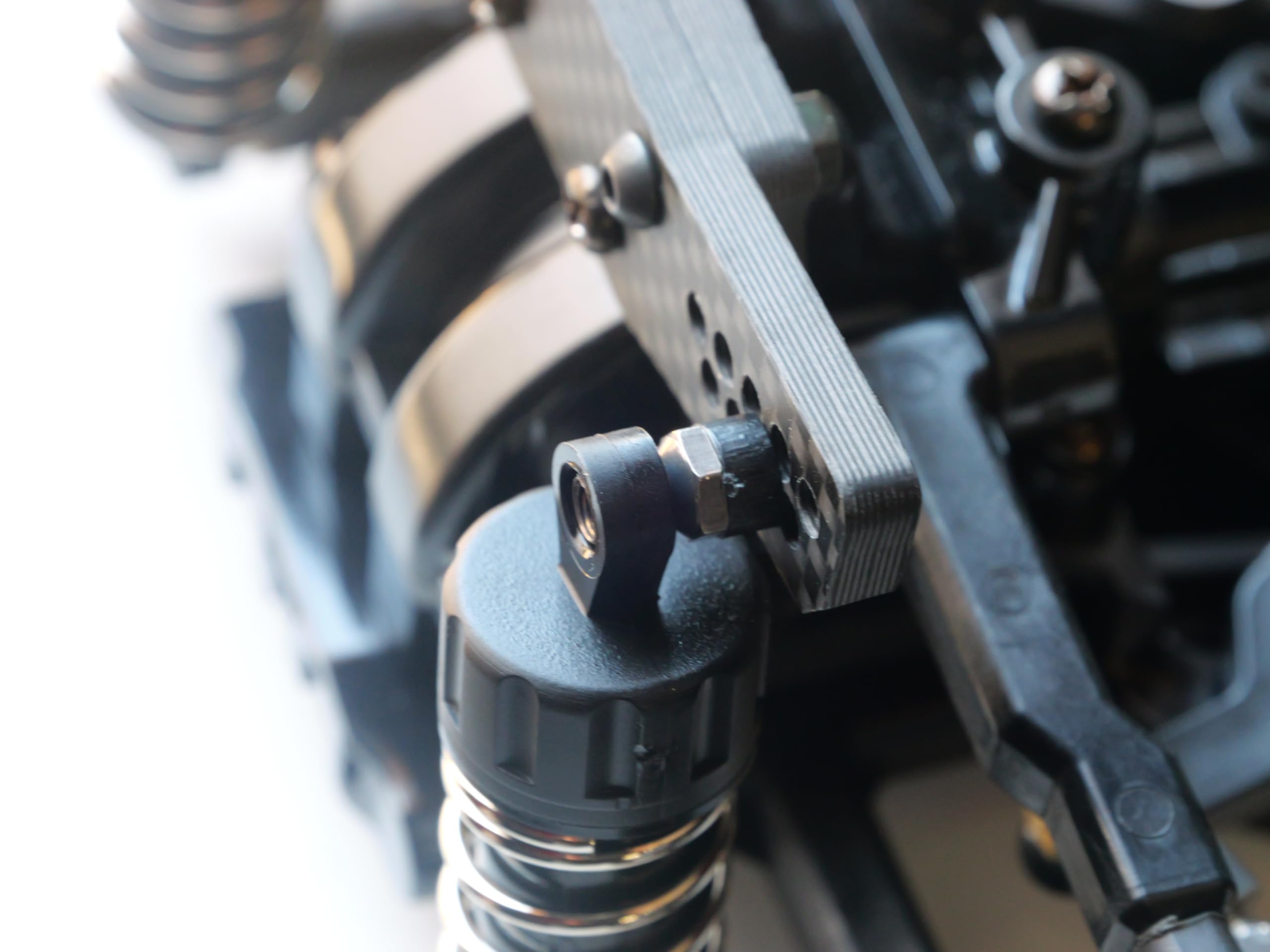 Amazon | TT-02用 カーボンダンパーステー フロント用